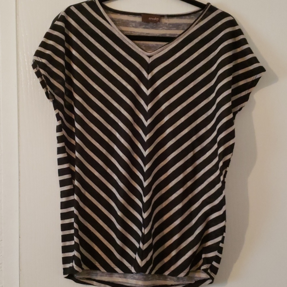 short sleeve top